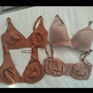 SKIMS bras 34DDD or 34F